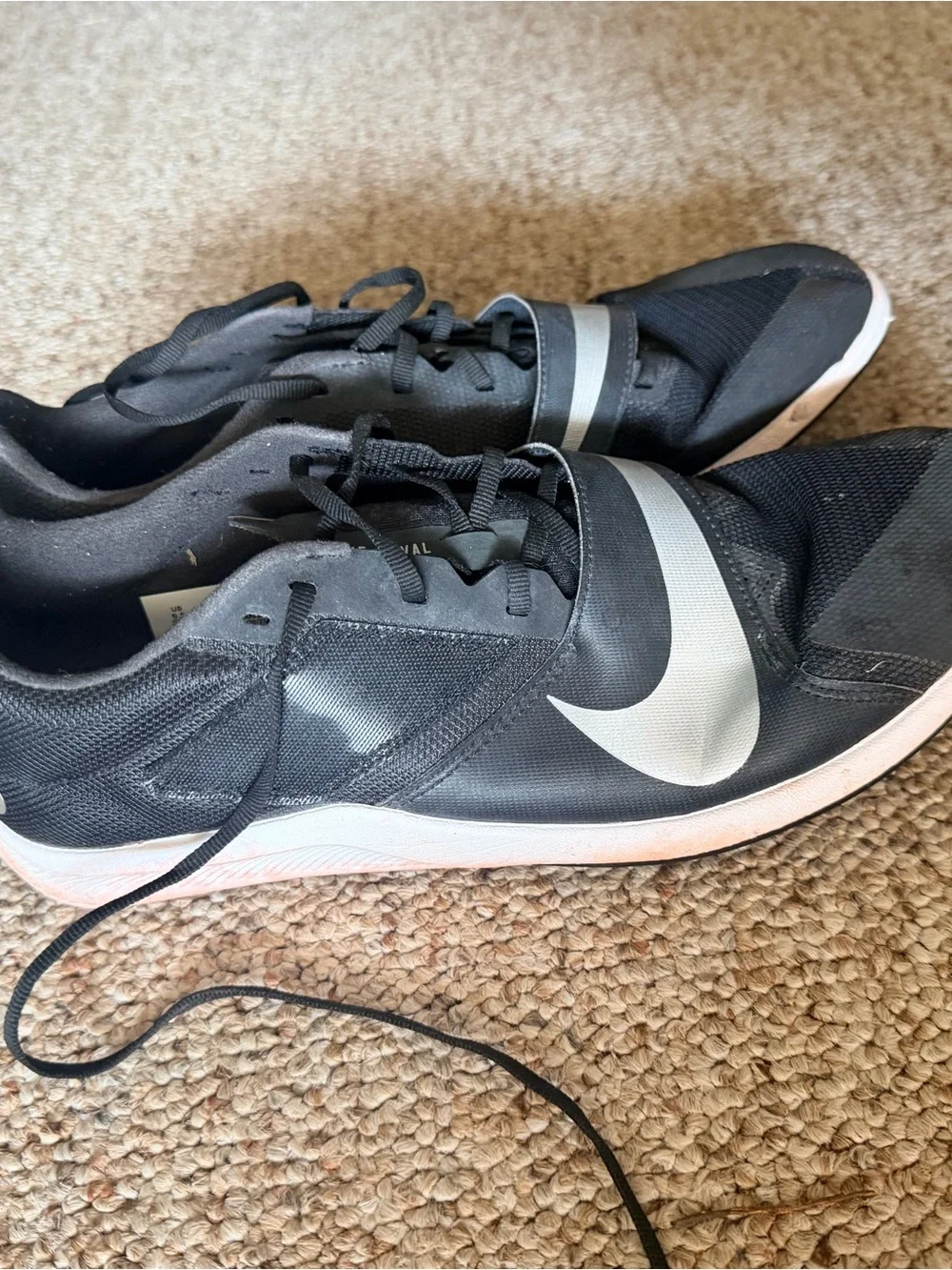 Nike Black and White Men’s Athletic track Shoes